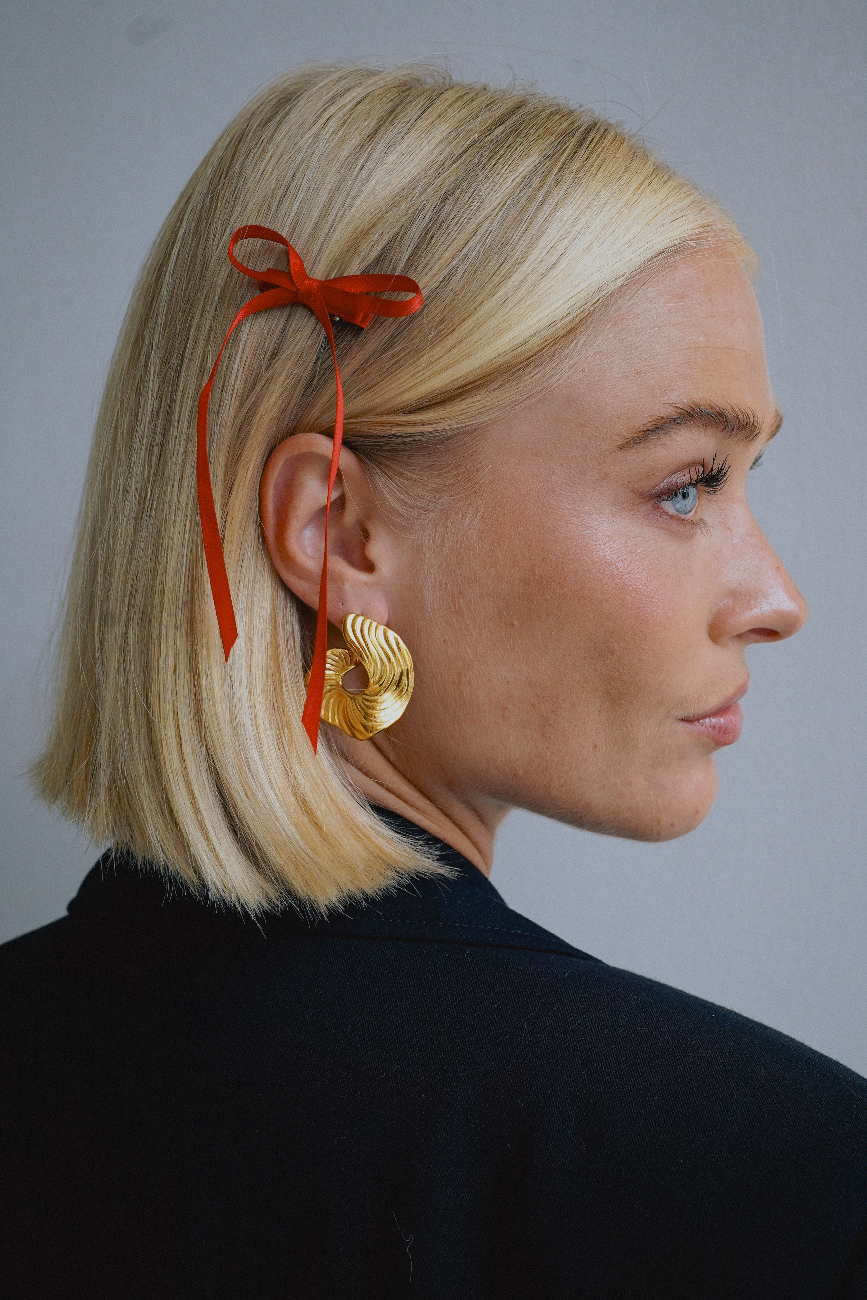 IRIS Gouden Sculptuur Oorbellen